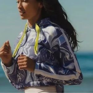 Anthropologie The Upside Marble Cropped Activewear Hoodie size 10